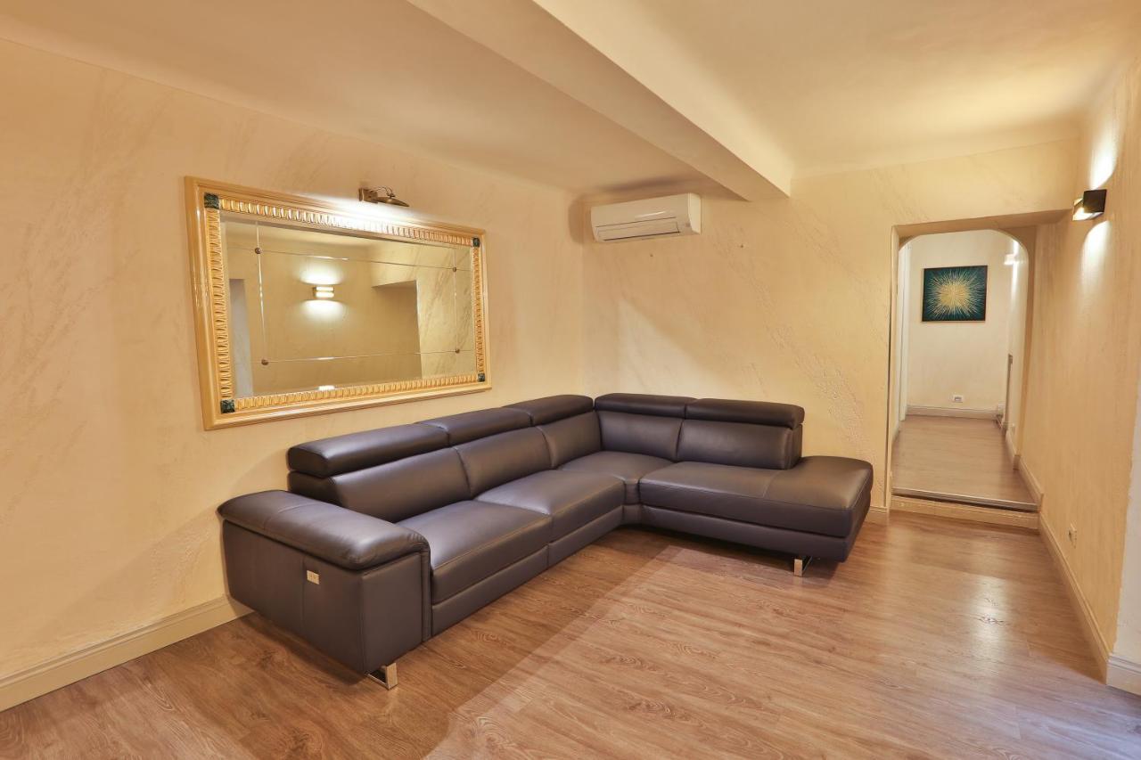 Grottini Luxury Suites ~ Pantheon روما المظهر الخارجي الصورة