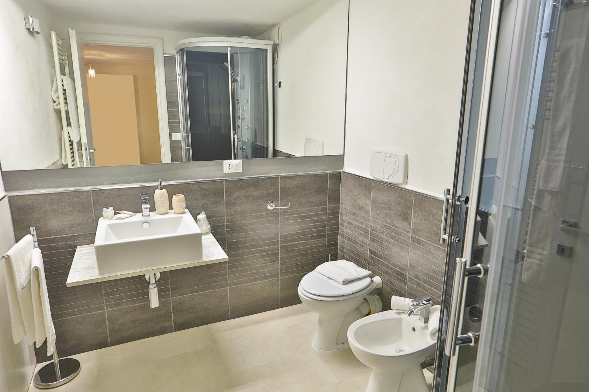 Grottini Luxury Suites ~ Pantheon روما الغرفة الصورة